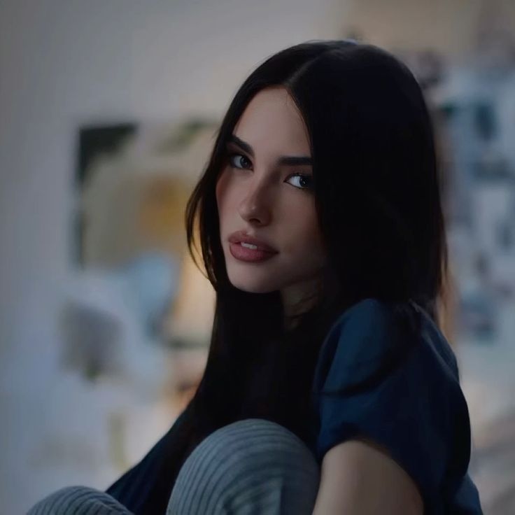 HOTTEST WOMEN (UPDATED 2026)